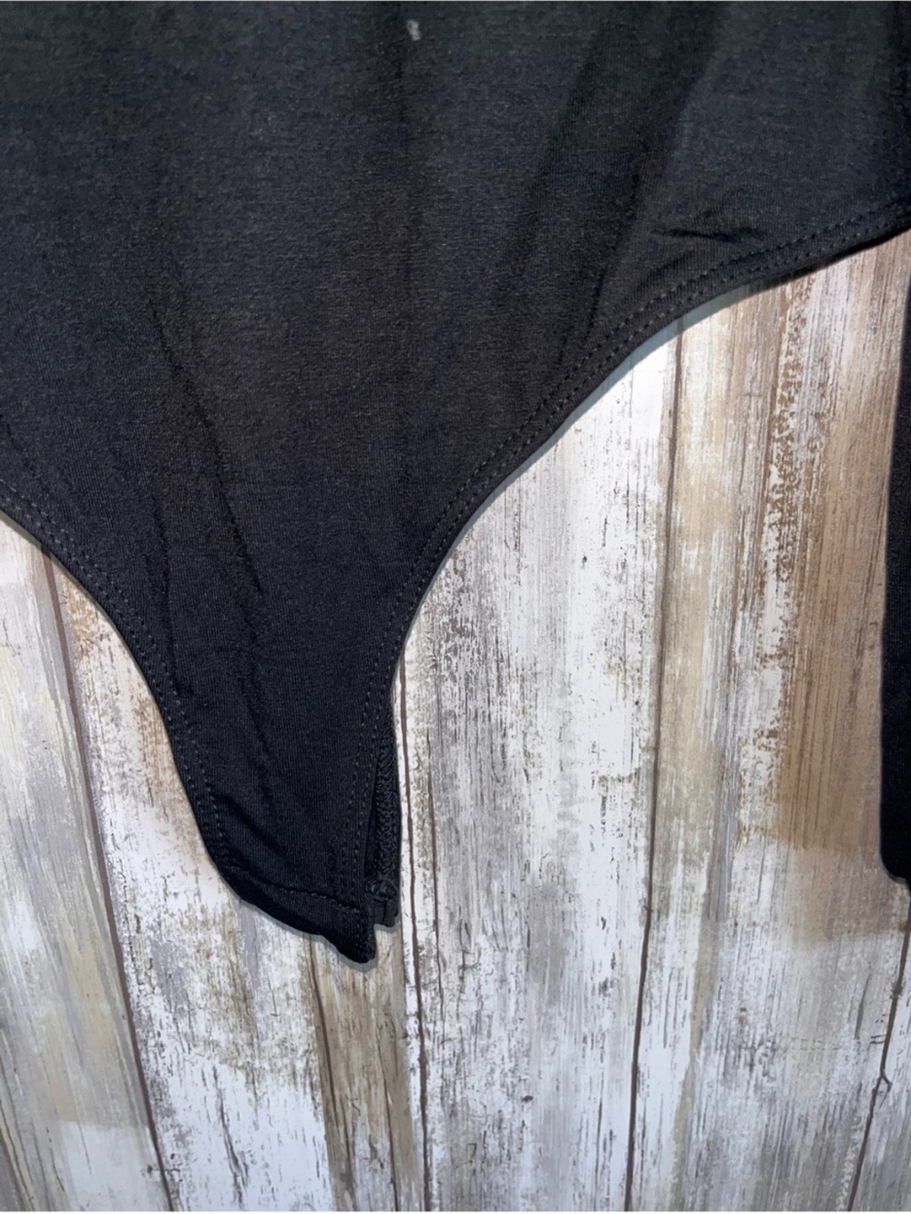 Lulus Black Deep V Neck Puff Sleeve Long Sleeve Bodysuit Size Small NWT - Picture 3 of 6